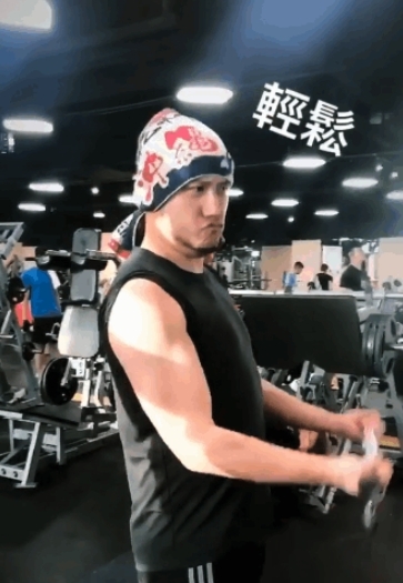 不過Steven近日重整士氣,更揚言「#我會盡快瘦回17歲」,似乎希望挽留粉絲的心,為自己的形象加分。