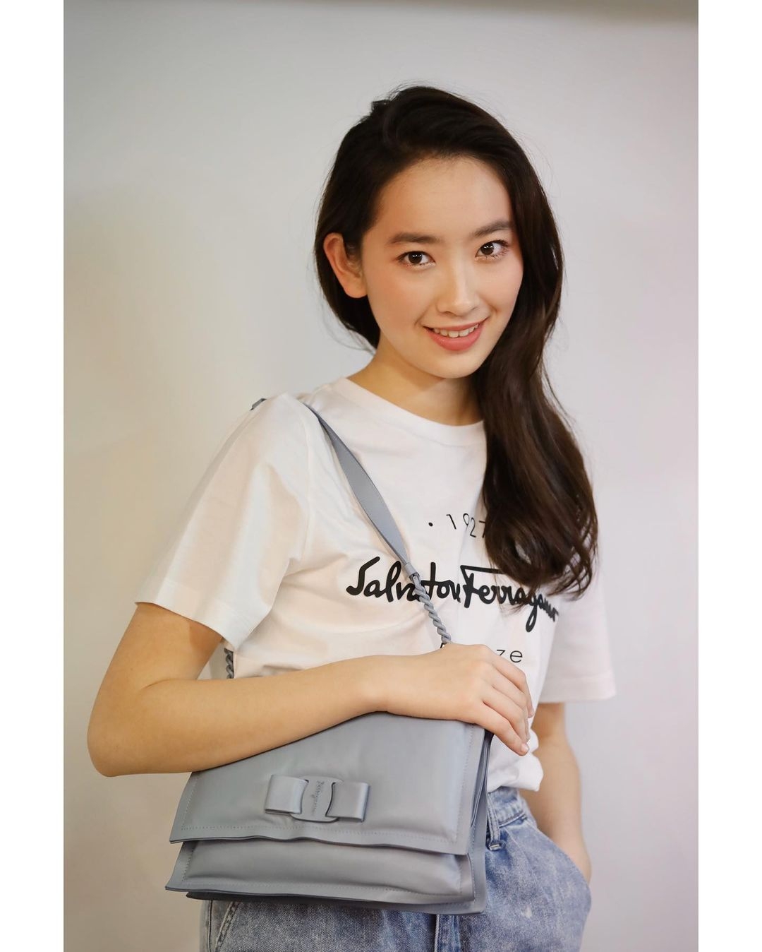 盤點5個完美遺傳家族基因富家女!林愷鈴身形高挑成時尚圈寵兒,仲有佢17歲擁42吋長腿?