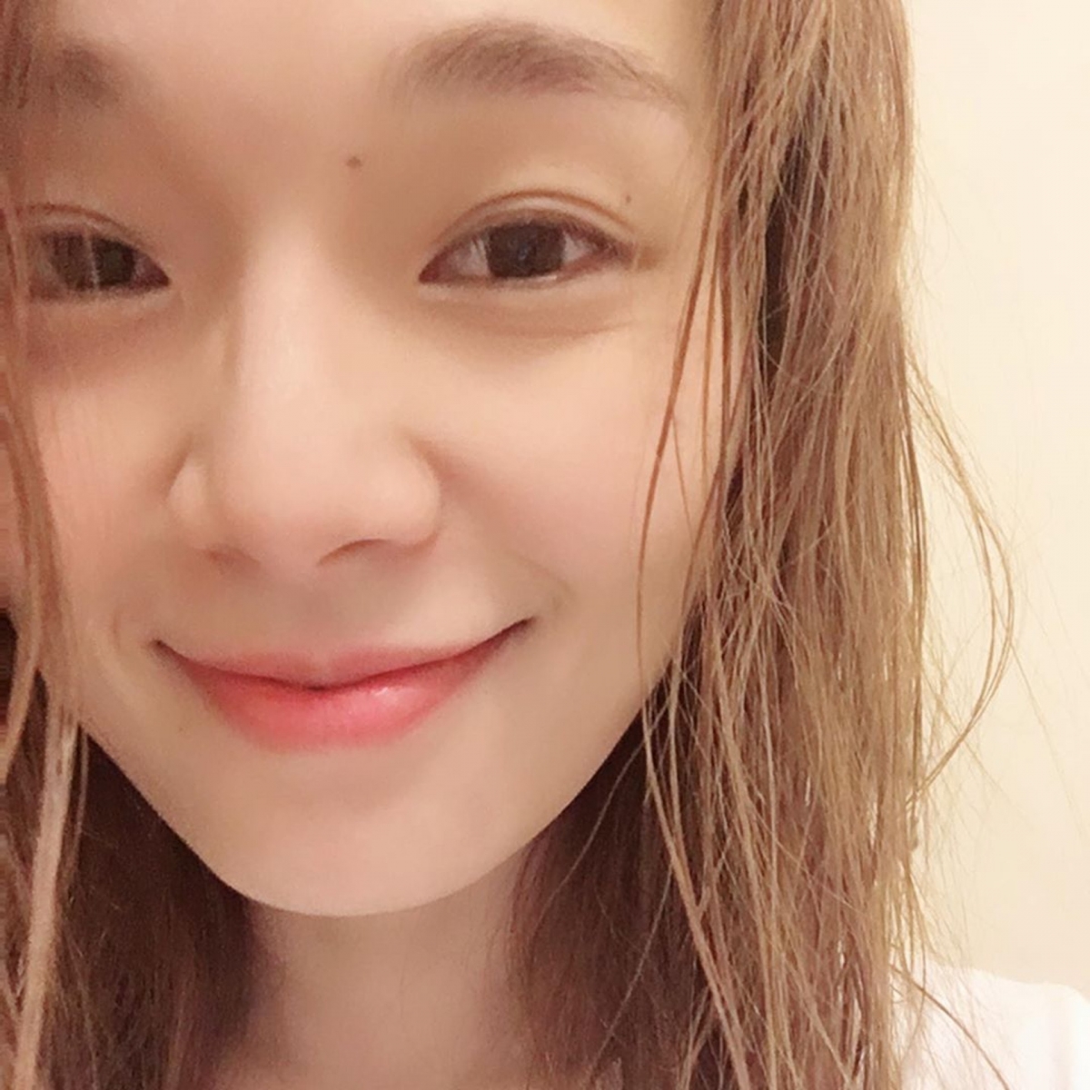 精選10位歷屆港姐高質素顏照!朱千雪妝前妝後近乎0差別,有人素顏比化妝更靚?