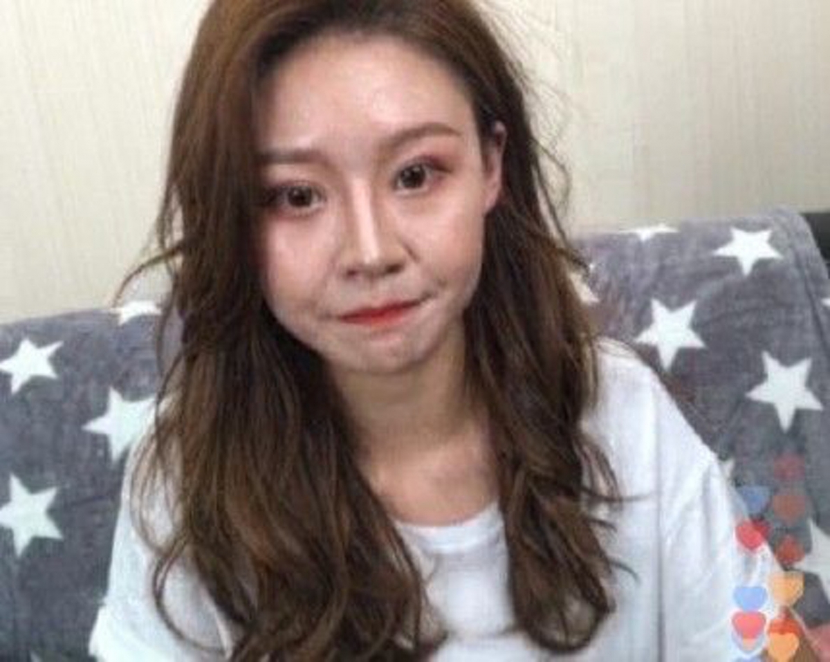 人氣急升的溫婉日前就開直播與網民互動，不過在影片中明顯沒有加上抖音片段中的美顏濾鏡