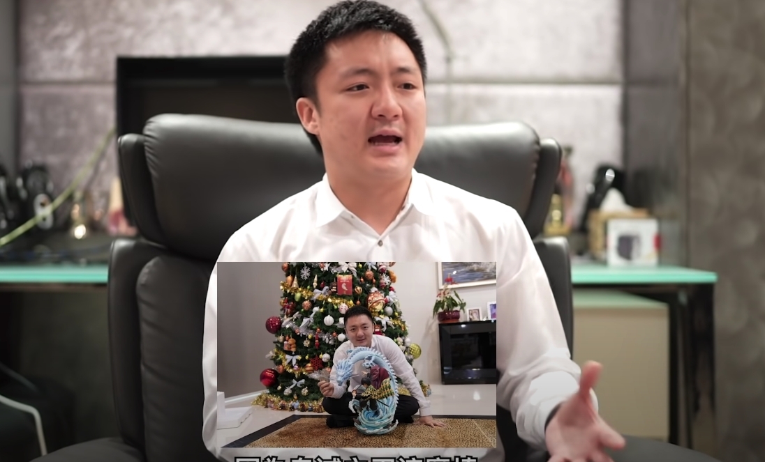 鍾培生就以Iphone、按摩椅、潮牌衣物等價值過萬元的禮物來招攬會員。