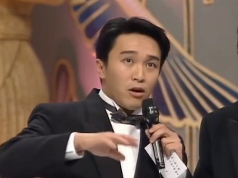 【香港小姐2021】周星馳(星爺)以幽默無厘頭的搞笑風格見稱,原來早在 1992 年他也曾擔任港姐司儀