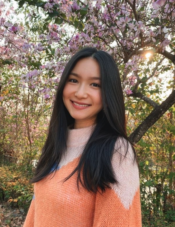 Fabienne會參選港姐,不過竟然就是由TVB高層欽點,力邀她加盟拍劇。