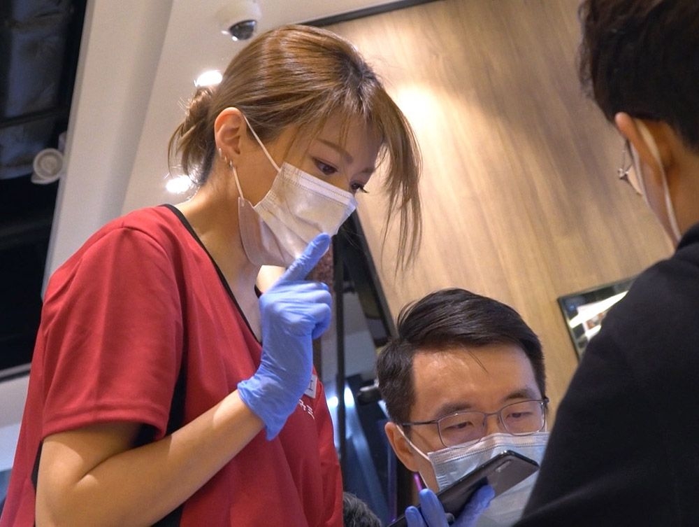 ViuTV中女唔易做｜康子妮當了兩天的「譚仔姐姐」後，發現要學「譚仔話」、落單都並不易