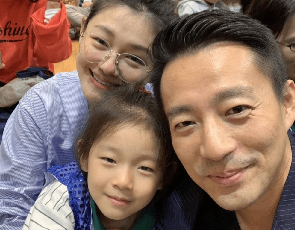 汪小菲離婚風波後笑容滿面首現身酒吧！未受大S取消關注影響曾Po文：老婆第一，疑似和好？