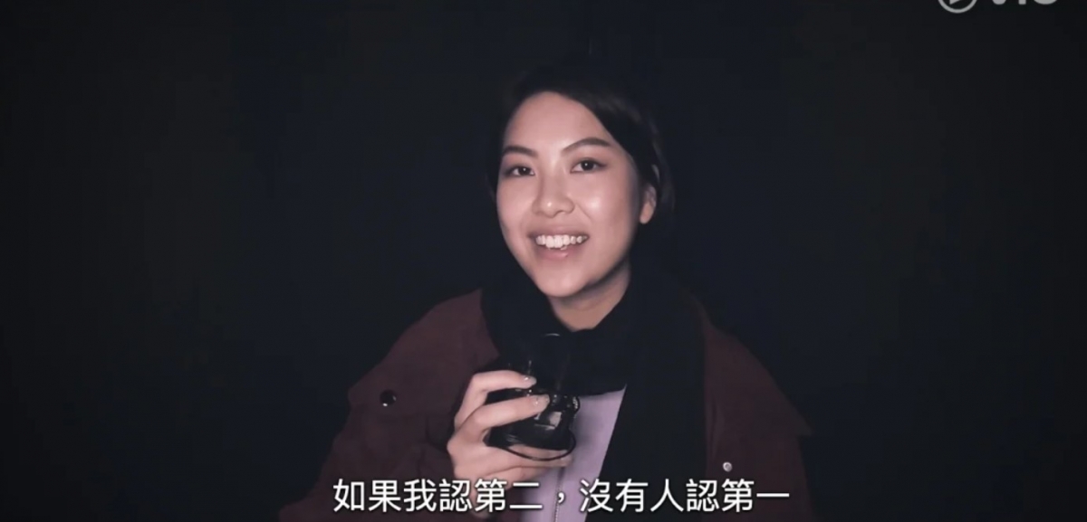 《造美人》開播以來已經以各位女參賽者的八卦小圈子熱話做賣點，忠實觀眾亦能夠輕易分辨哪一位參賽者在整個節目中最不受歡迎！ Semi在節目一開首已經以高人一等的女神姿態登場， 不但經常被鏡頭捕捉到黑面、反白眼的畫面，