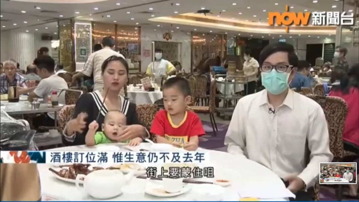 主播張福軒也生鬼的半唱半讀了姜濤的歌曲《蒙著嘴說愛你》