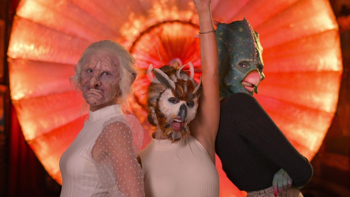 屬於同類型卻又截然不同的節目《Sexy Beasts》(獸色可餐),就是Netflix最近的一個戀愛真人騷。