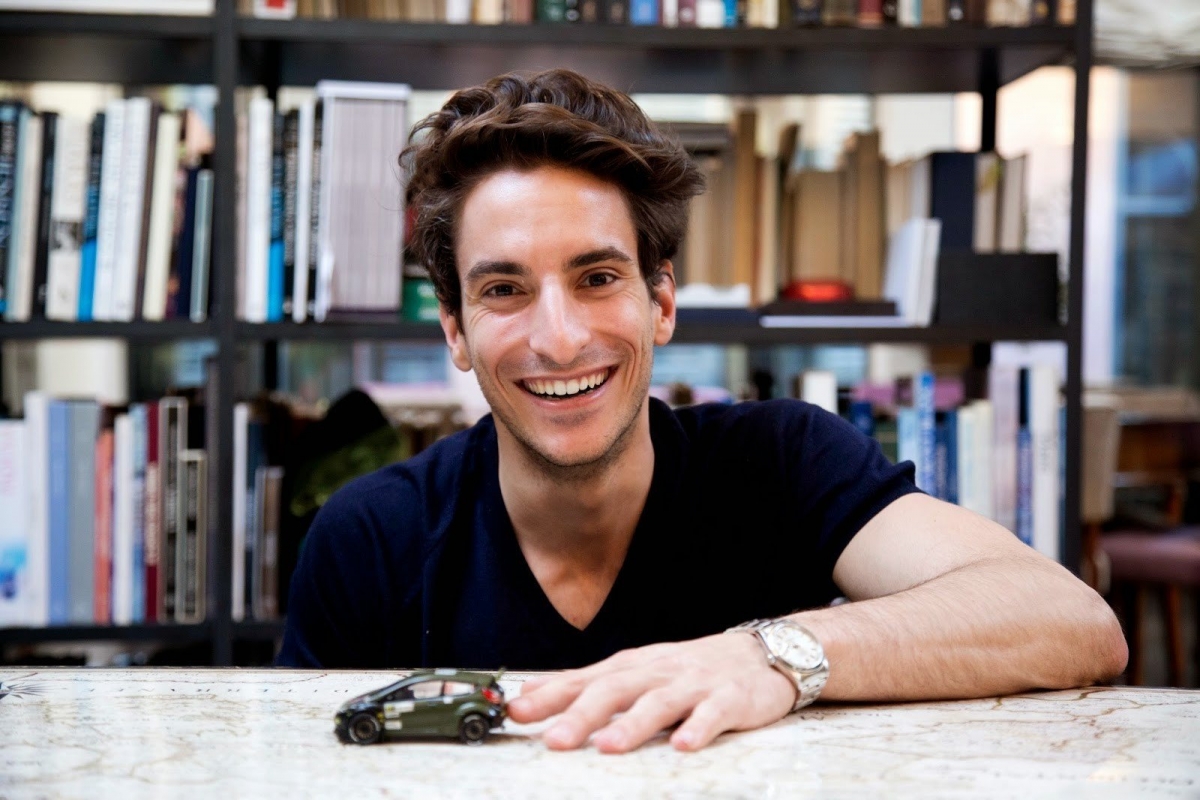Prada型仔接班人!Lorenzo Bertelli