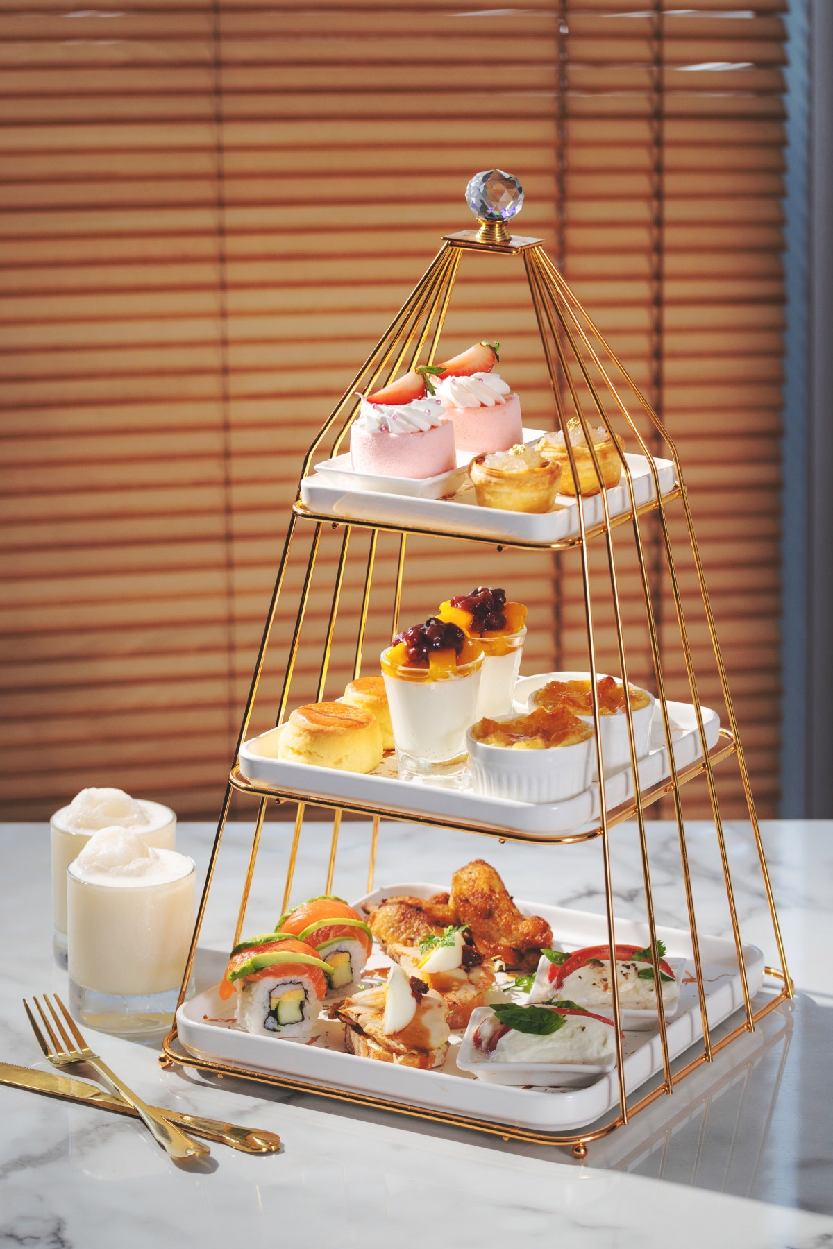 【下午茶2021推介】最新抵食之選!維港海景Tea Set/化妝品禮遇/電影主題套餐