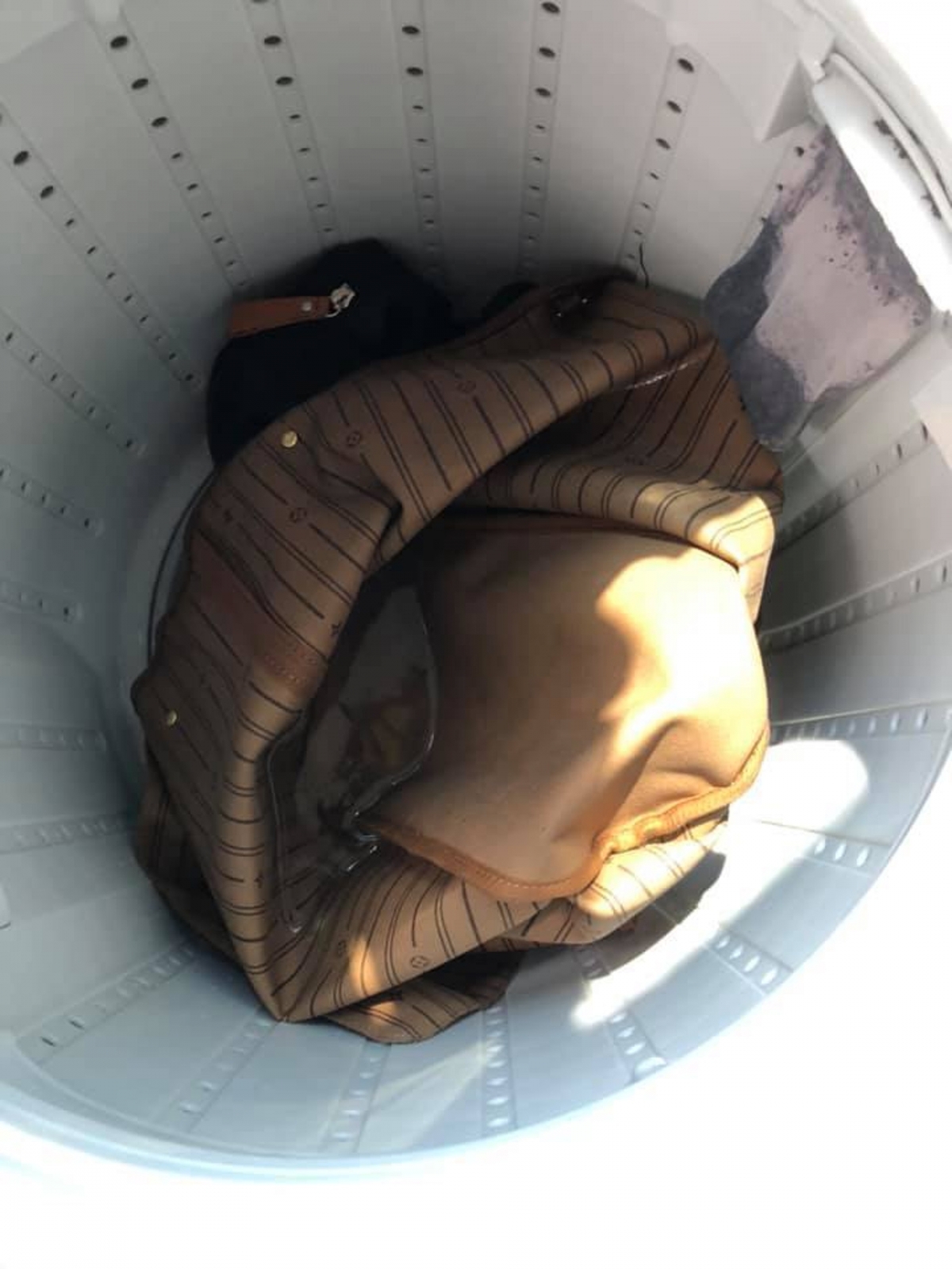 洗名牌手袋, LV袋洗衣機, 洗lv袋, 名牌手袋保養