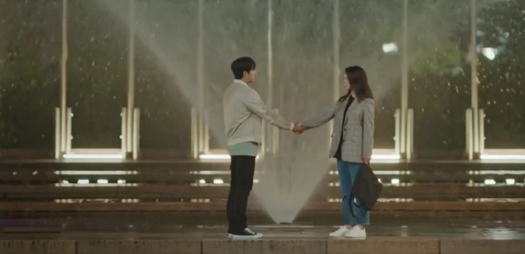 有研究指出情侶最容易分手的季節是在夏天,身邊聽過眾多的愛情故事中,你又認為甚麼分手理由最荒謬