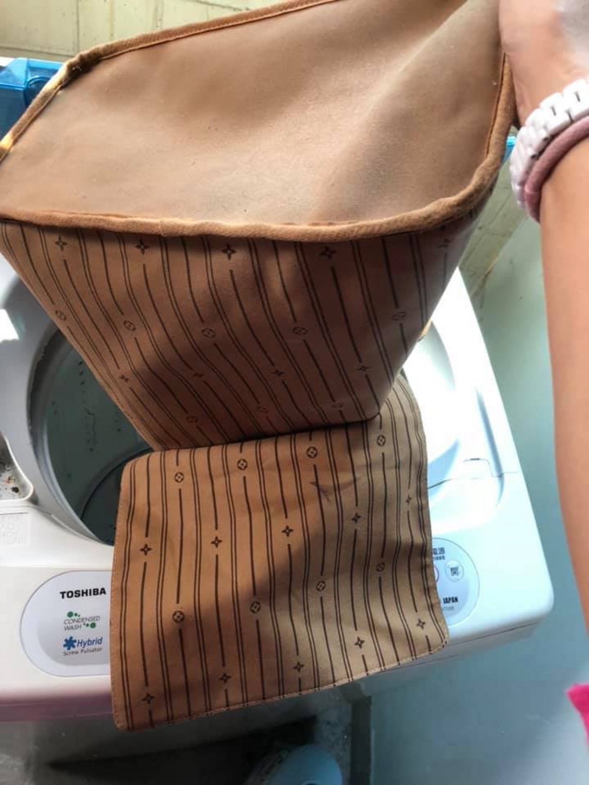 洗名牌手袋, LV袋洗衣機, 洗lv袋, 名牌手袋保養