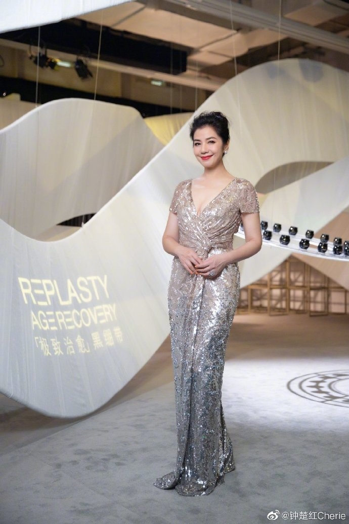 鐘楚紅「紅姑」在演藝界上有一定的地位,曾兩度獲亞太影展的最佳女主角
