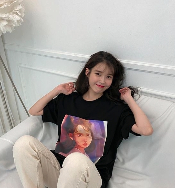 IU的吸金力,羨慕她人美心善還十分富裕:「以IU的級別來說,這豪宅算是樸素了!」