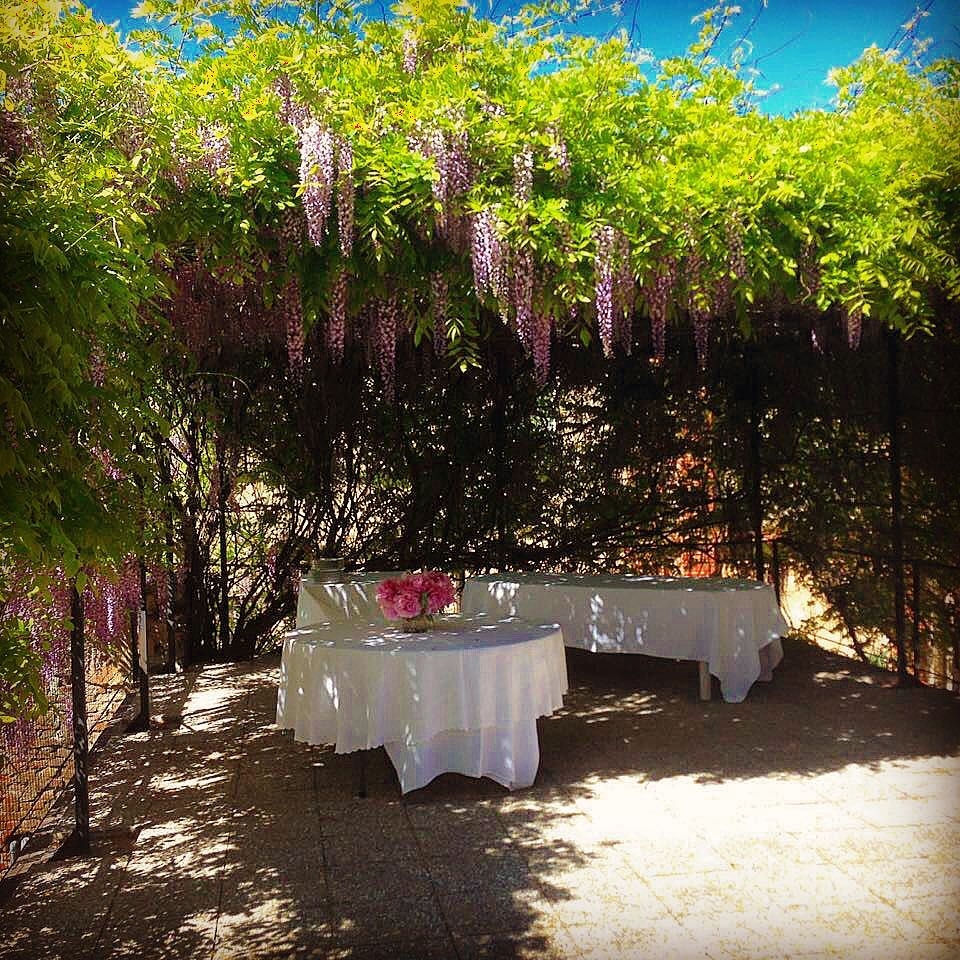 伯爵千金揭「悲慘貴族生活」,住10萬尺古堡竟嗌慘?連唔到Wifi、執屋要用3日?