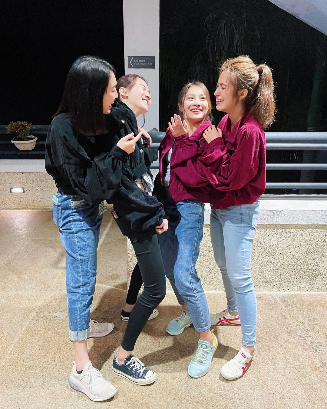 而最受網民歡迎的，則是同屬 BACKPAIN 組別的低調Ann、善良Ice！兩人雖然在比賽期間表現不算十分出眾，不過就因為平和親民的個性而大受參賽者及網民歡迎！