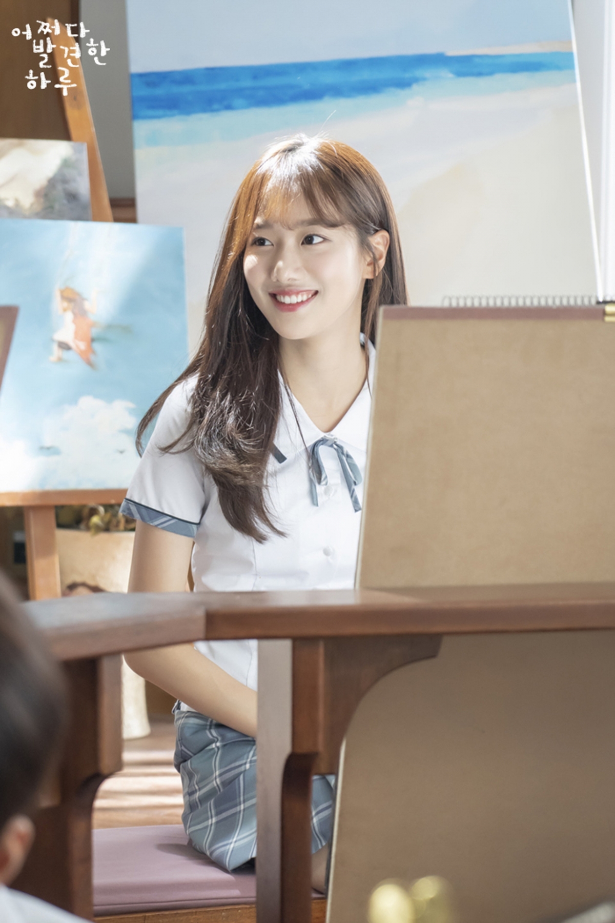 翰林演藝藝術高中每年就收生約400個學生，科目包括演藝科、實用舞蹈科、實用音樂科及時尚模特兒科