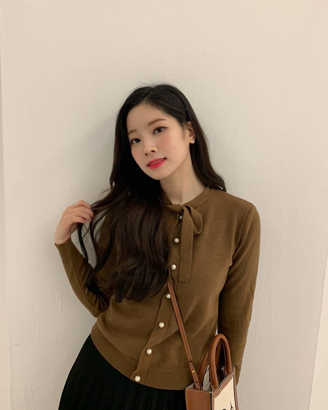 3twicetagramdahyunn3888422140-3