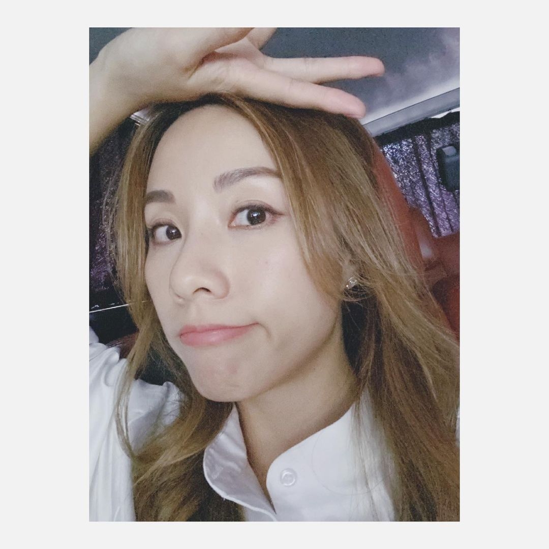 在兩人佛誕同場事件傳出後, 一向有對女友帖文互相讚好、留言的王子,數天亦未見有讚好女友任何帖文
