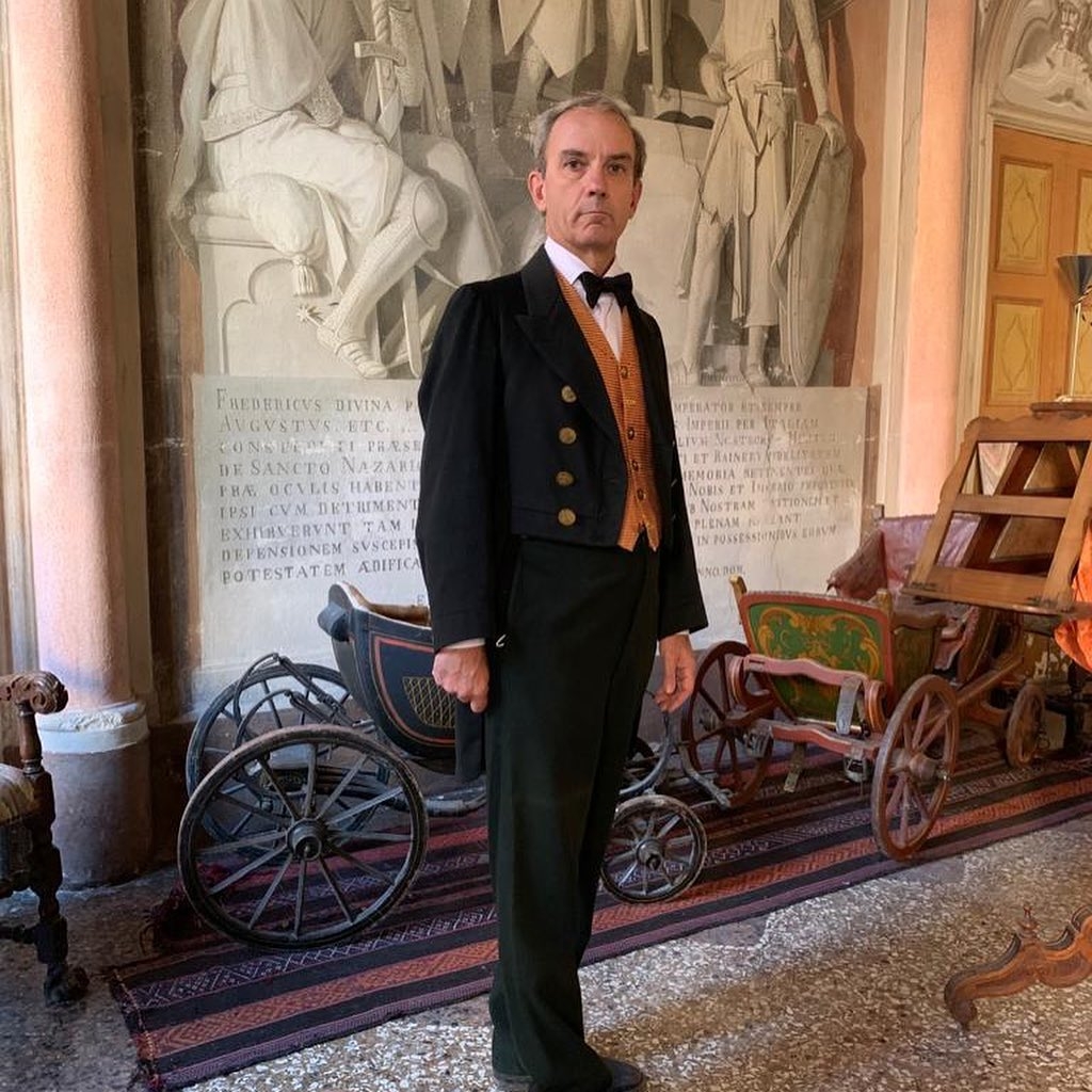 伯爵千金揭「悲慘貴族生活」,住10萬尺古堡竟嗌慘?連唔到Wifi、執屋要用3日?