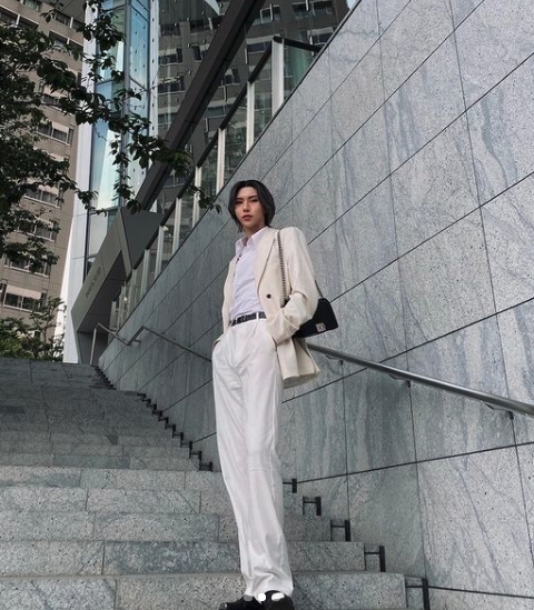 日本一位靠化妝和外貌成名的美男GYUTAE,在IG上坐擁9.6萬粉絲,