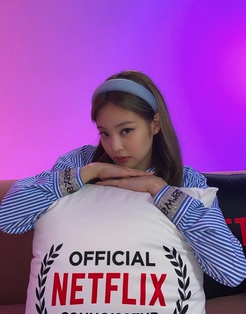 ,而事實上她也真的認識Jennie更曾合照呢
