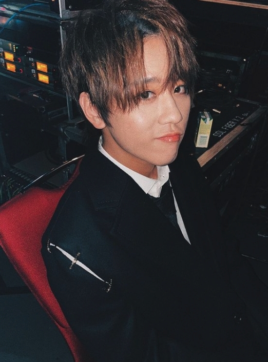 正值人氣巔峰的MIRROR成員姜濤,紅得一舉手一投足都被關注!自日前在IG嘆「Tired of Everything」