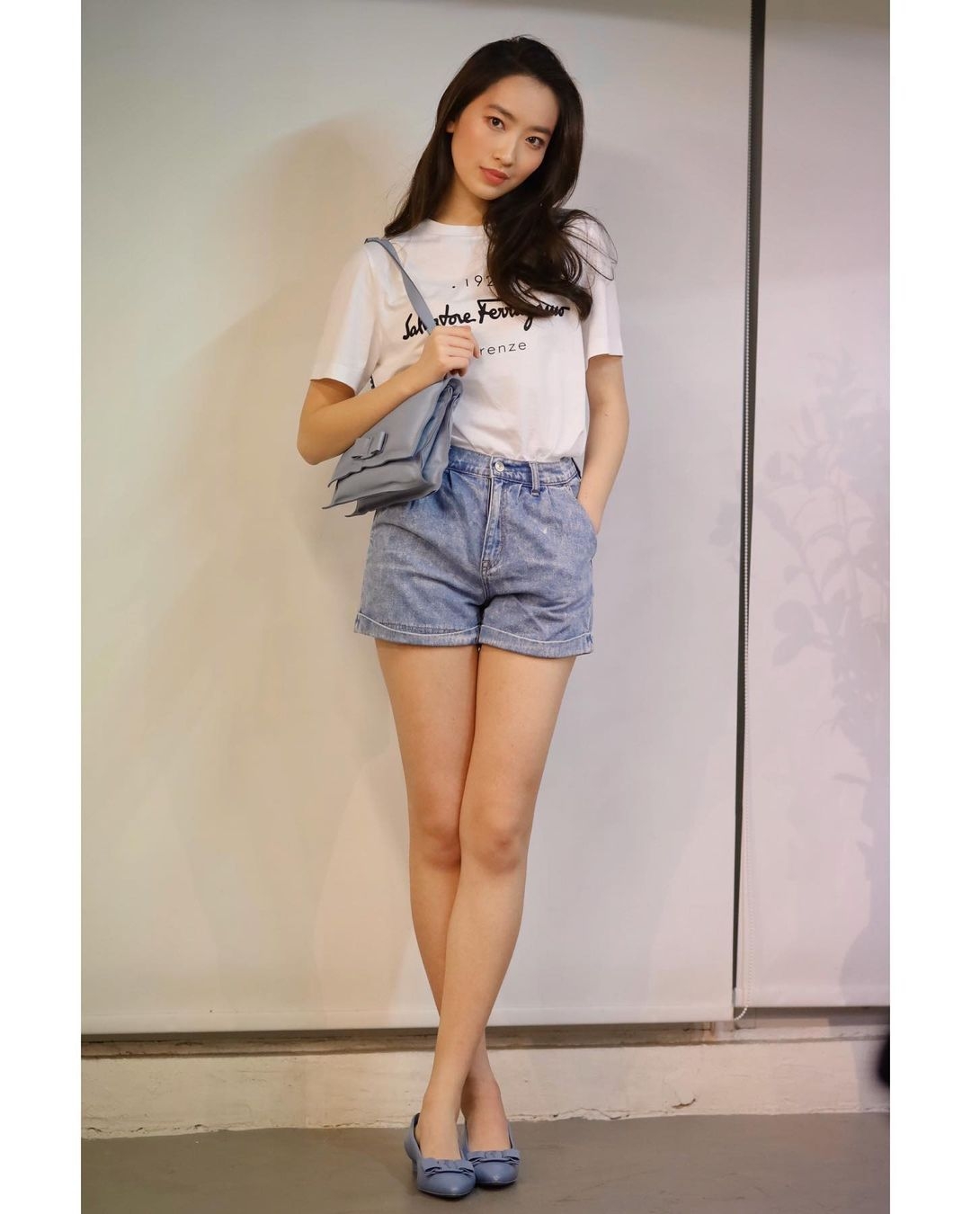 盤點5個完美遺傳家族基因富家女!林愷鈴身形高挑成時尚圈寵兒,仲有佢17歲擁42吋長腿?