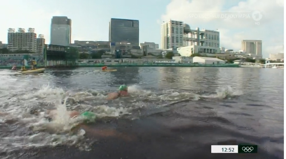 #三項鐵人賽選手集體嘔吐?