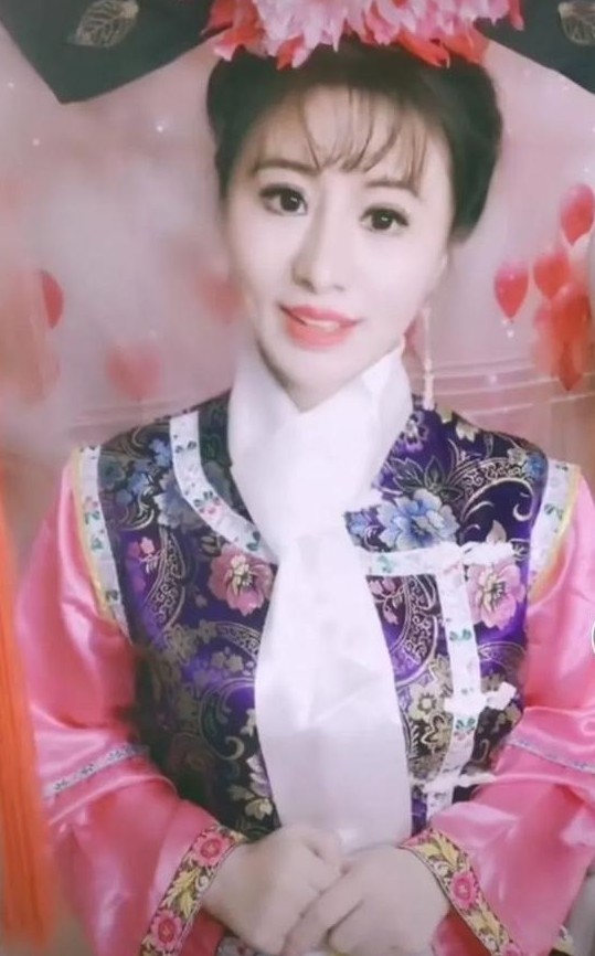 「小林心如」的網紅在大陸平台抖音上一夜竄紅,因為一個古裝打扮就被指「神還原」林心如經典角色紫薇格格