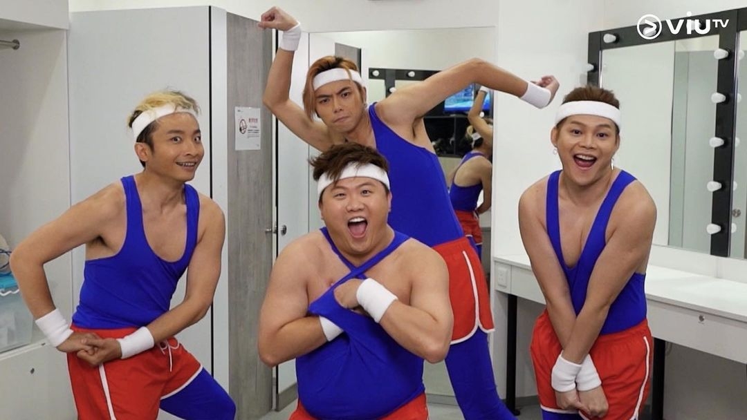 網民為滿足過世好友訂製Error及花姐紙紮公仔惹爭議,被批:不尊重,影響生人