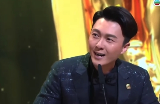 近日在TVB覓獲更多演出機會的Yoyo,近日在大台接受訪問時都罕有提及老公王浩信:佢係兩屆視帝