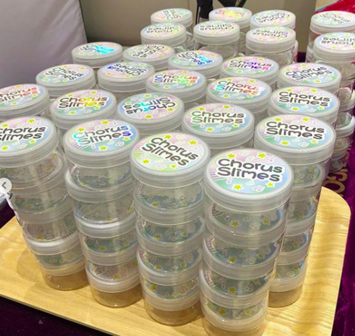 劉鑾雄甘比女兒劉秀樺迷上玩「鬼口水（Slime)」，便想到可以創業搞「鬼口水」網店生意