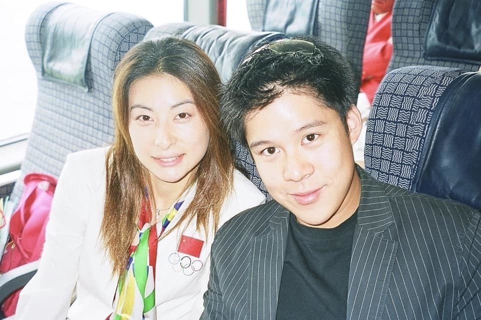 霍啟剛與郭晶晶在訪港交流匯演第一次相遇,平日很少會主動問明星或名人合照的霍啟剛