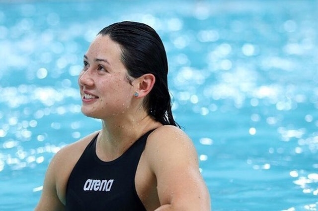 網民就為代表香港出戰奧運女子200米自由泳的何詩蓓集氣，希望她能獲取好成績。