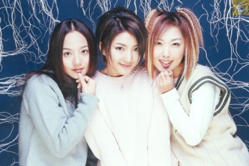 1997出道的S.E.S是當時韓國超紅的女團!柳真更是團體裡的門面擔當,當時整容的風氣還未盛行