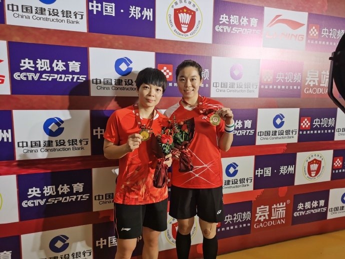 【東京奧運】中國隊的羽毛球女子雙打16強賽在昨日舉行,中國戰勝韓國隊晉身8強戰況激烈。