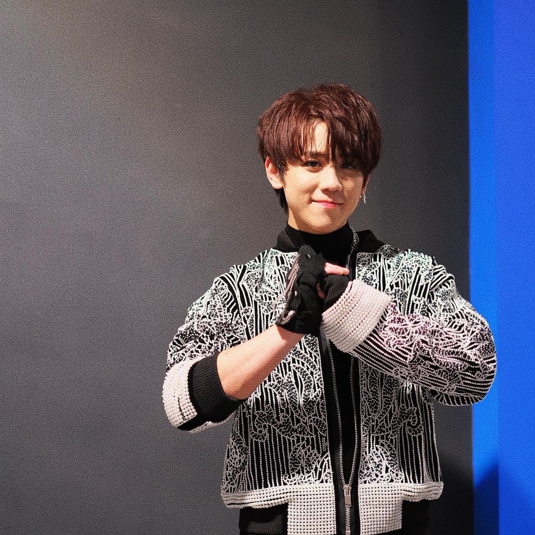 姜濤突宣布做老竇!曬2歲妹妹唱歌片報喜「我有女兒了」,網民:搶完人地老婆搶埋個女