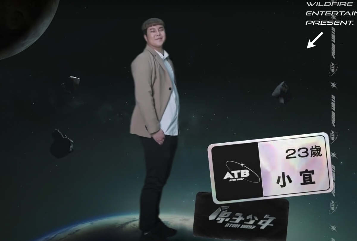 「修圖界的魔術師」的稱號，不少網民也留言：「你一定是魔法師！」