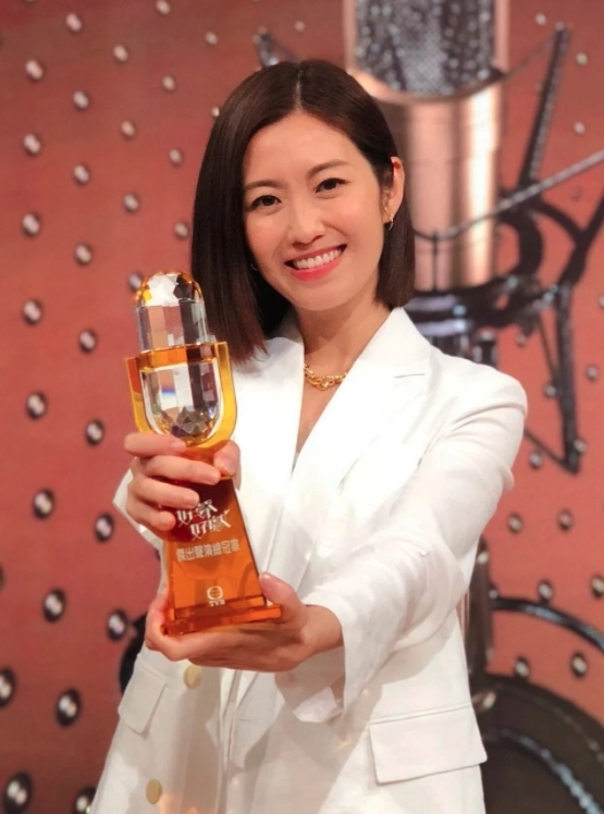 近日在TVB覓獲更多演出機會的Yoyo,近日在大台接受訪問時都罕有提及老公王浩信:佢係兩屆視帝