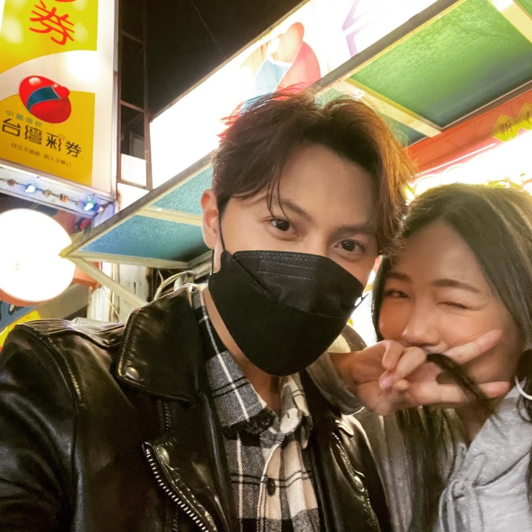 王子鄧麗欣被爆分手內幕!男方疑經常與一台灣女星結伴夜蒲?深夜發文回應2