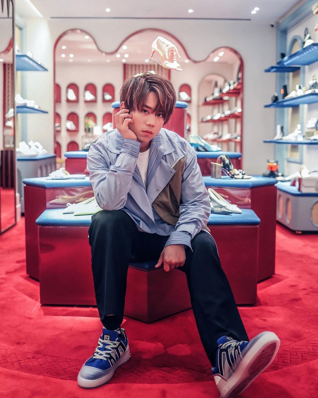 姜濤突宣布做老竇!曬2歲妹妹唱歌片報喜「我有女兒了」,網民:搶完人地老婆搶埋個女