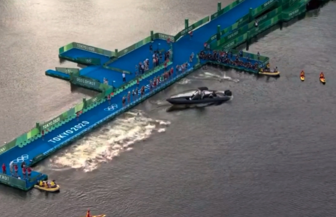 男子三項鐵人賽竟犯下低級錯誤?