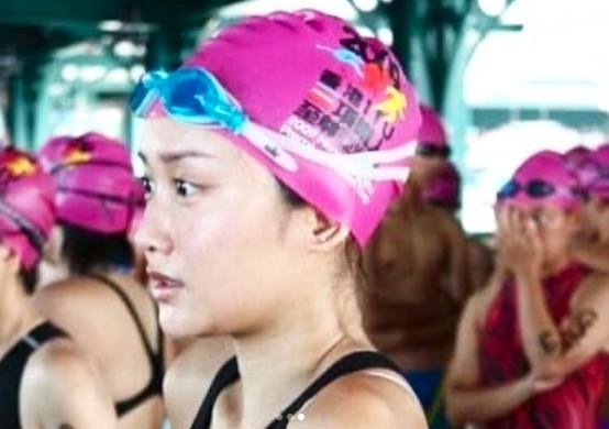 亞視小花李綺雯的興趣,不過她就指:「昔日泳隊,可惜已超齡。各位後起之秀請踴躍報名。