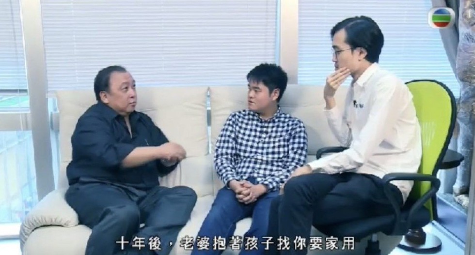 個性率直的徐㴓喬向來十分敢言,10多歲時就已經當 YouTuber,在 5 年前更因拍片炮轟 TVB 及王晶而爆紅。