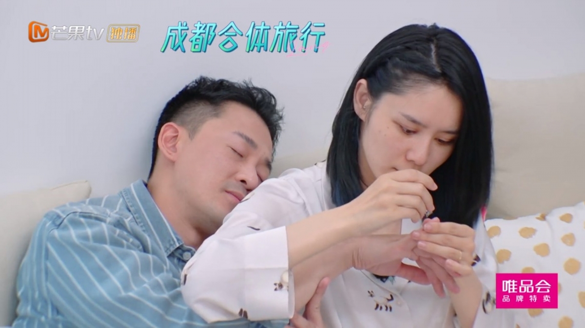 【妻子的浪漫旅行】張馨月大爆林峯「要人幫手剪指甲」兼爛玩,講「你放心」代表夜番屋企?