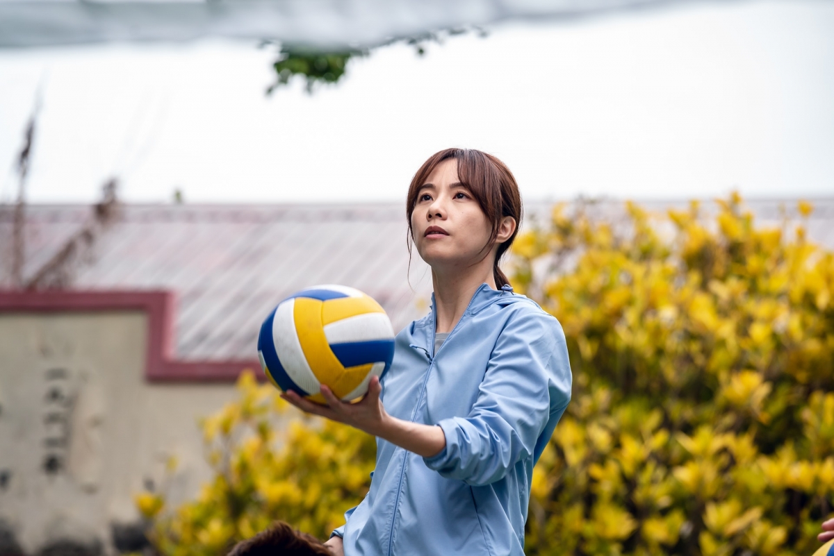 ViuTV 亦有新搞作,有傳他們會大搞「運動會」,並率先邀來鄧麗欣(Stephy)與 Mirror 齊上場打排球,