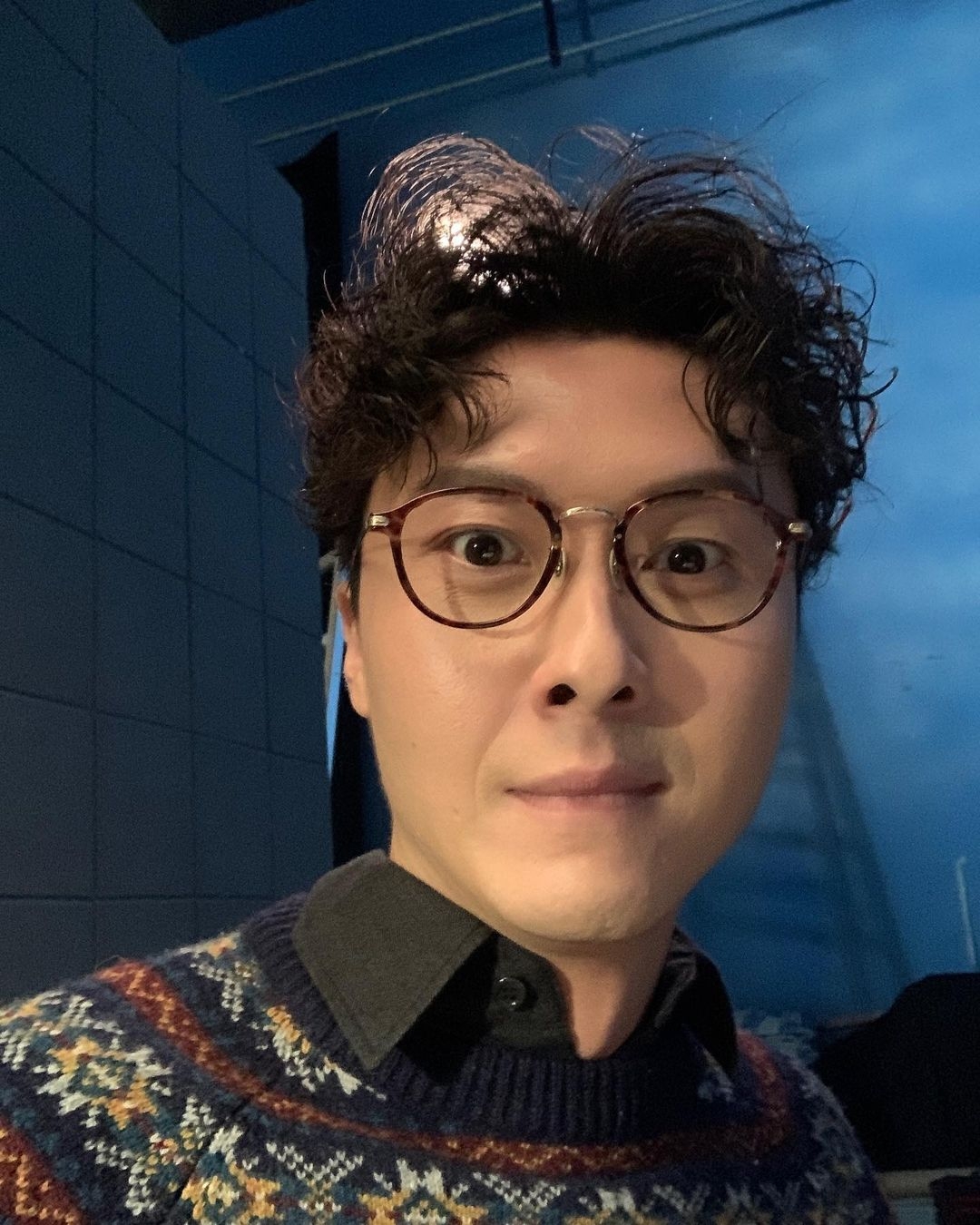 傳陳展鵬要求加人工惹怒TVB被減戲份,即睇6大小生身價!黎耀祥不及王浩信?第一位被指不值?