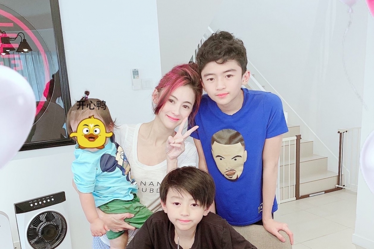 張柏芝自爆離婚後多筍盤追,大曬幸福!借仔仔Lucas「過橋」抄對方牌?